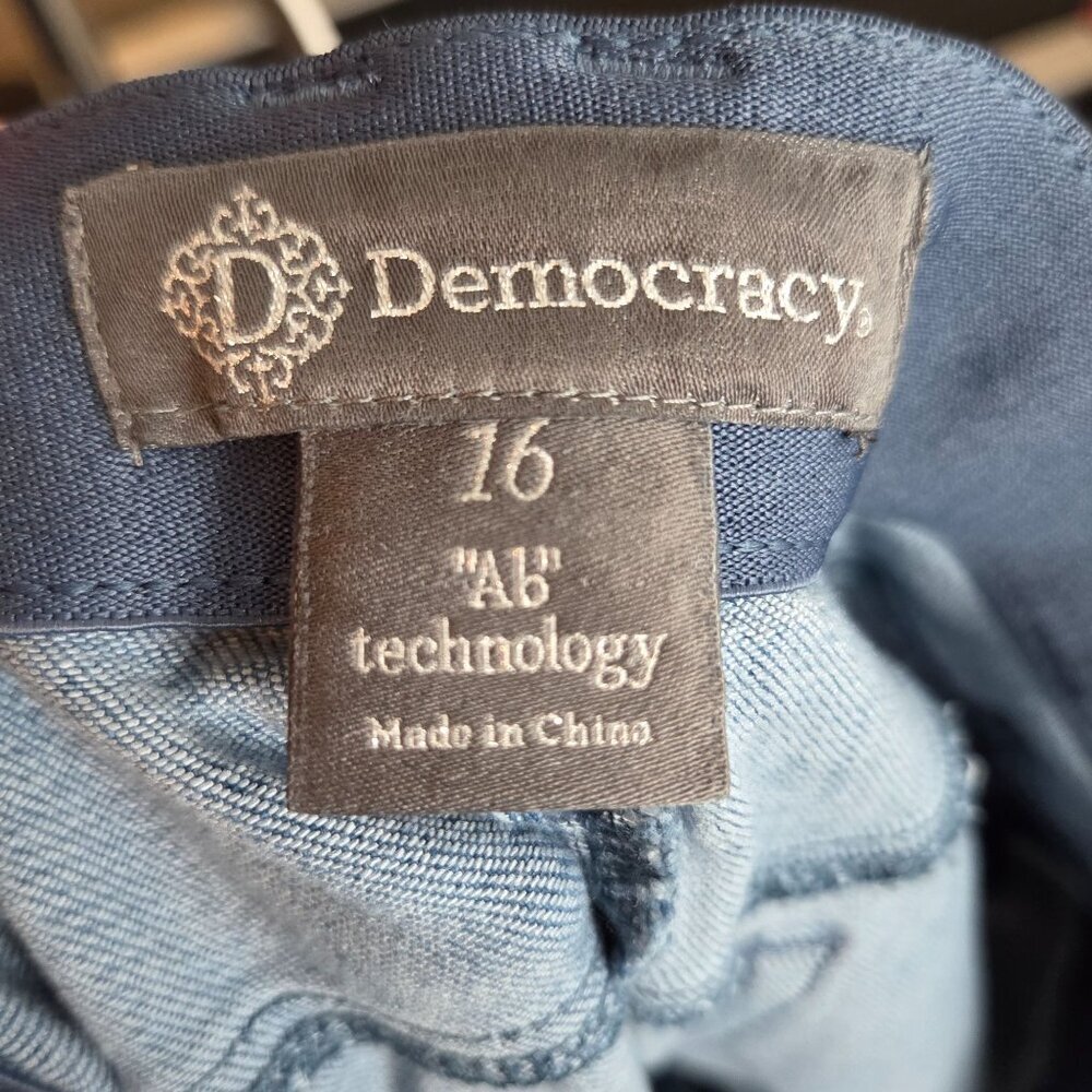 Democracy Women's Ab Technology ZDenim Jeans Slimming Lt Wash Blue Size 16 - Picture 8 of 9